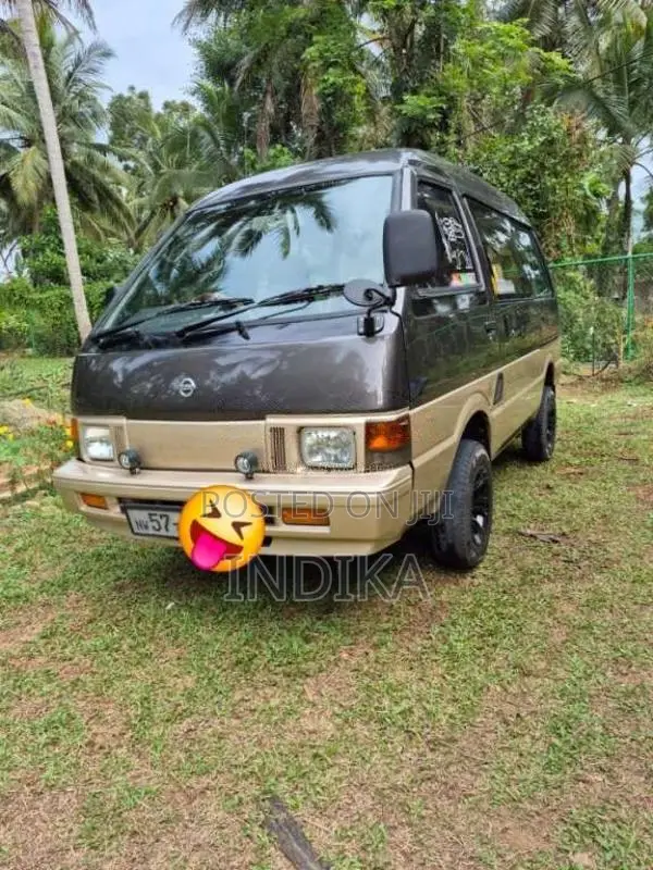 Nissan Vanette 1991 Van (Used)