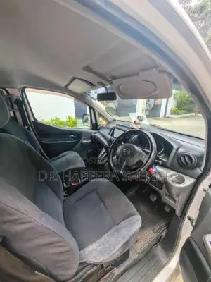 Nissan NV200 2011 Van (Used)