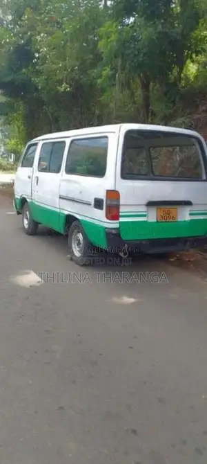 Toyota Lh30 1986 Van (Used)