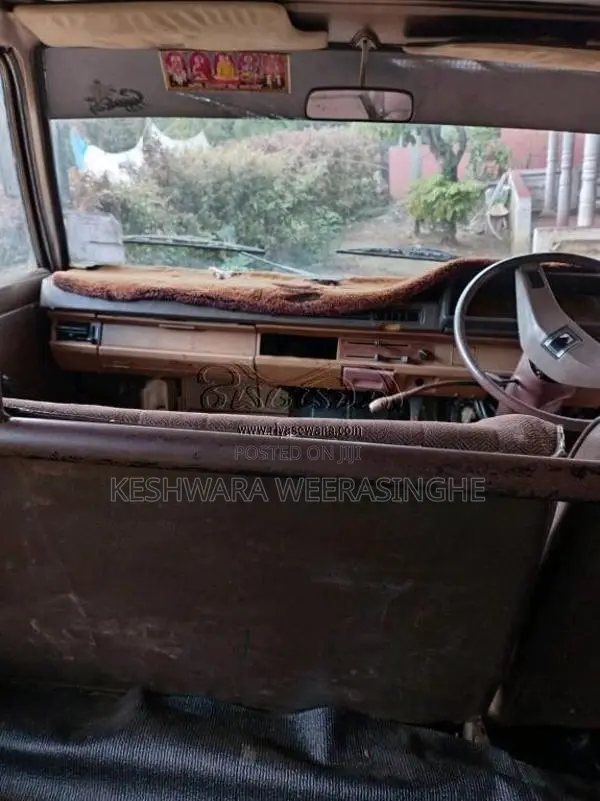 Mitsubishi L300 1986 Van (Used)
