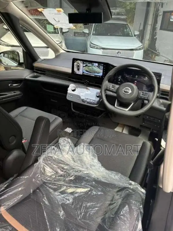 Nissan Serena E Power Full Hybrid 2025 Van Unregistered (Recondition)
