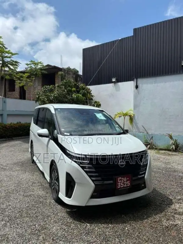 Nissan Serena E Power Full Hybrid 2025 Van Unregistered (Recondition)