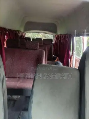Nissan Vrg 1980 Van (Used)