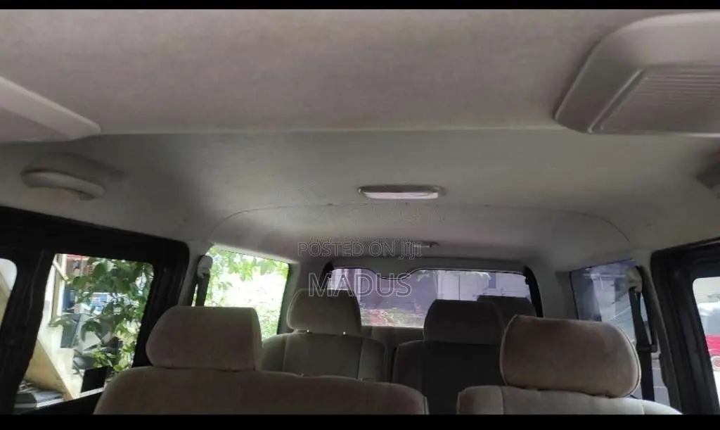 Toyota KDH SUPER GL 2016 Van (Used)