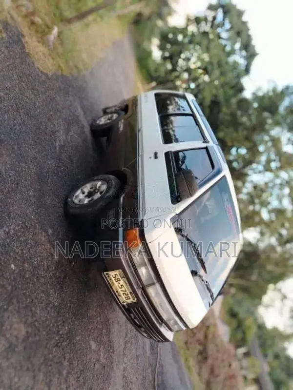 Nissan Largo 1991 Van (Used)
