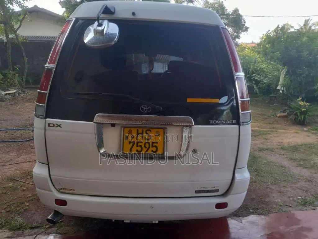 Toyota TownAce 1998 Van (Used)