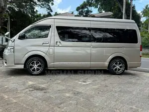 Toyota KDH 223B 2017 Van (Used)