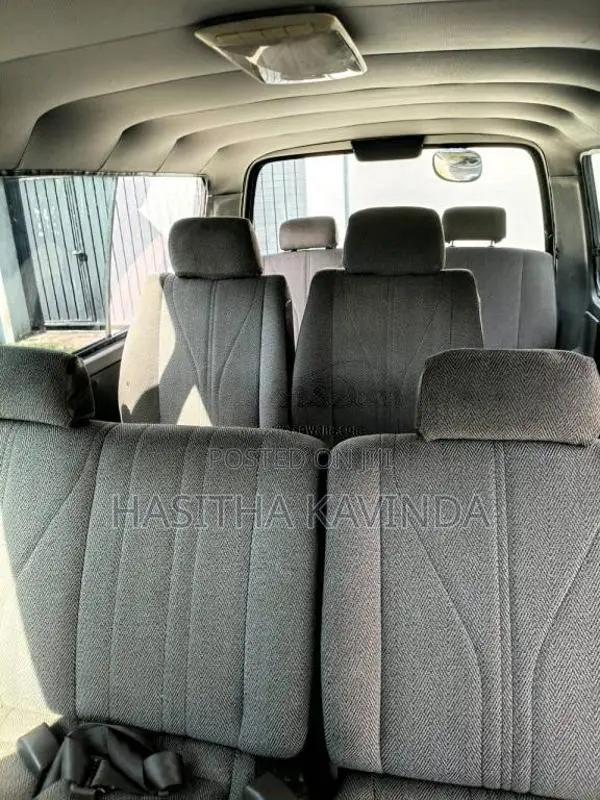 Toyota Hiace LH113 1992 Van (Used)