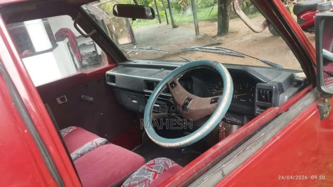 Mitsubishi L300 1984 Van (Used)