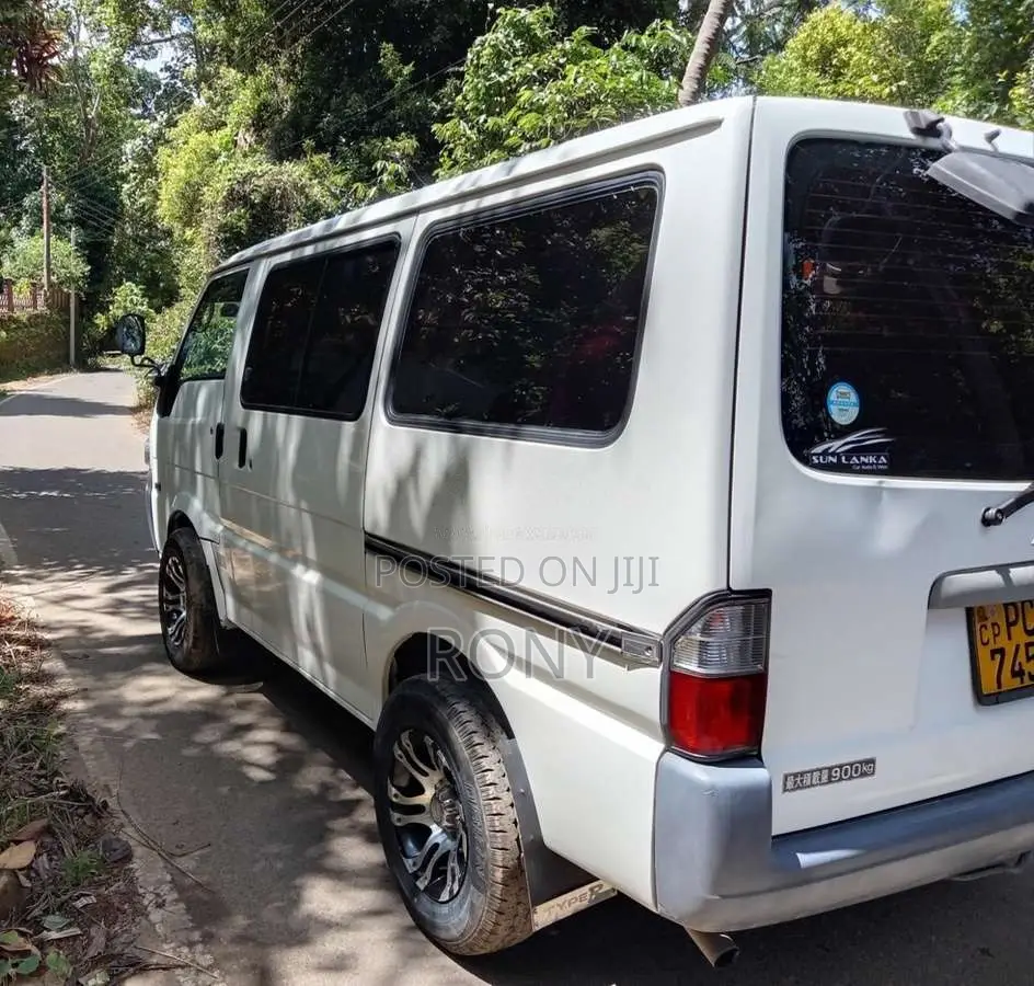 Nissan Vanette 2007 Van (Used)