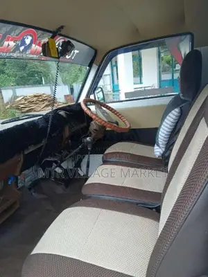 Toyota HIACE 1979 Van (Used)