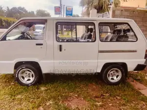 Toyota TownAce CR27 1989 Van (Used)