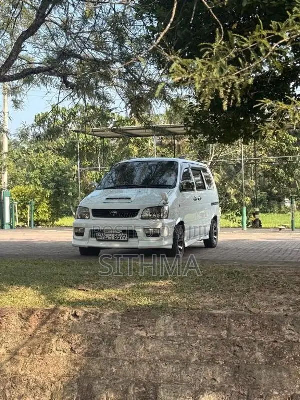 Toyota Noah CR42 1998 Van (Used)