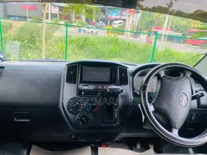 Toyota TownAce 2011 Van (Used)
