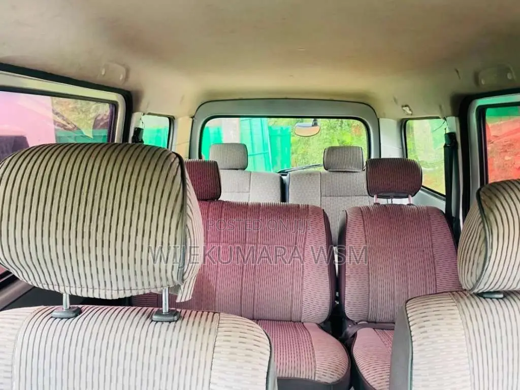 Toyota TownAce 2011 Van (Used)