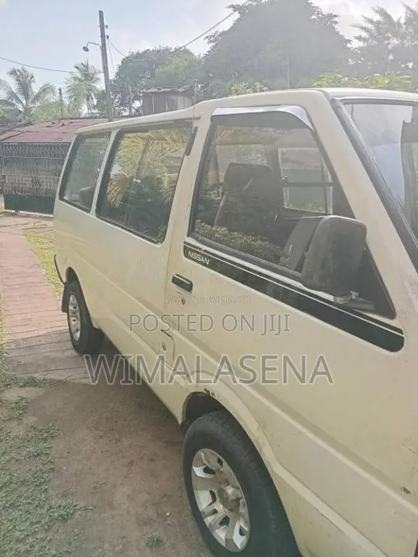 Nissan Vanette 1987 Van (Used)