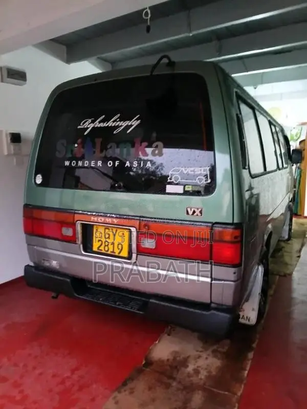 Nissan Caravan 1997 Van (Used)