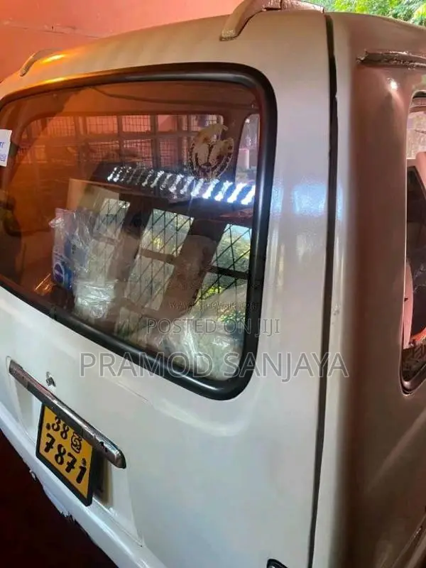 Toyota HIACE 1980 Van (Used)