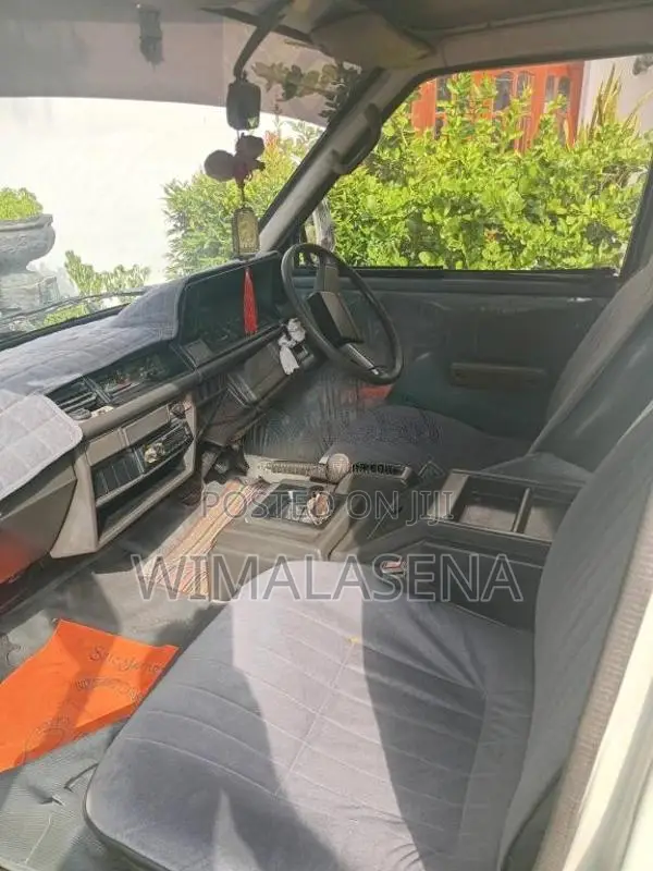 Nissan Vanette 1987 Van (Used)