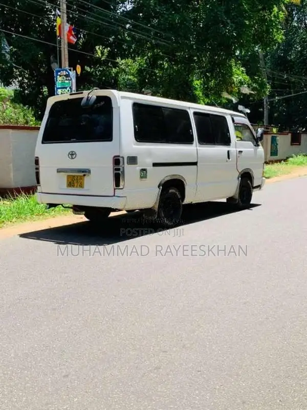 Toyota Shell 1987 Van (Used)