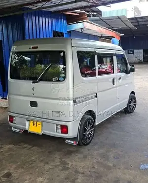 Suzuki Every DA17 2016 Van (Used)