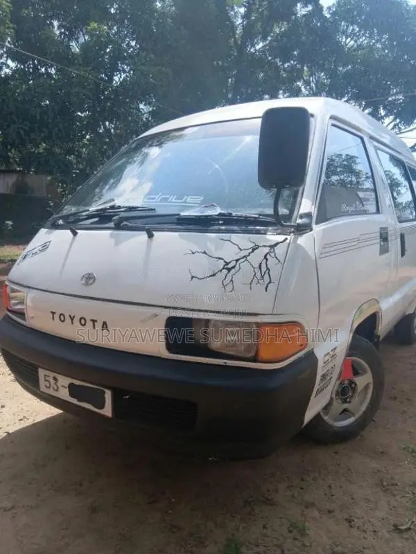 Toyota CR27 1989 Van (Used)