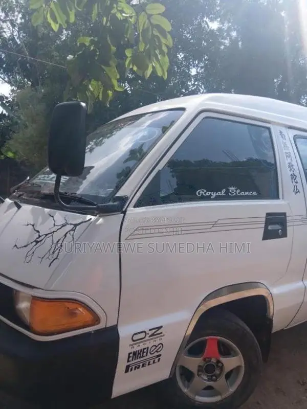 Toyota CR27 1989 Van (Used)