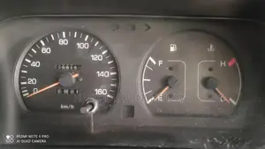 Toyota Hiace Dolphin 1993 Van (Used)