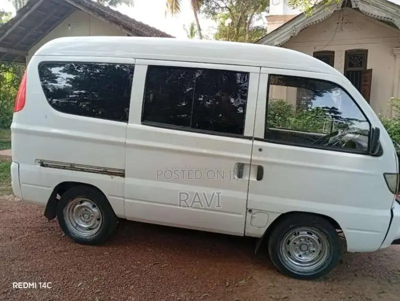 Micro Mpv 2010 Van (Used)