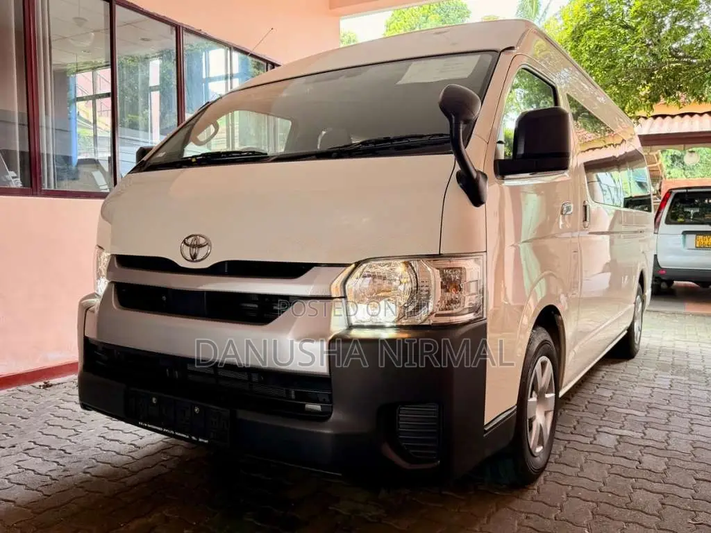 Toyota Hiace Commuter GL GDH223 2025 Van Brand New