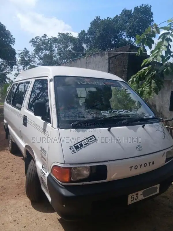 Toyota CR27 1989 Van (Used)