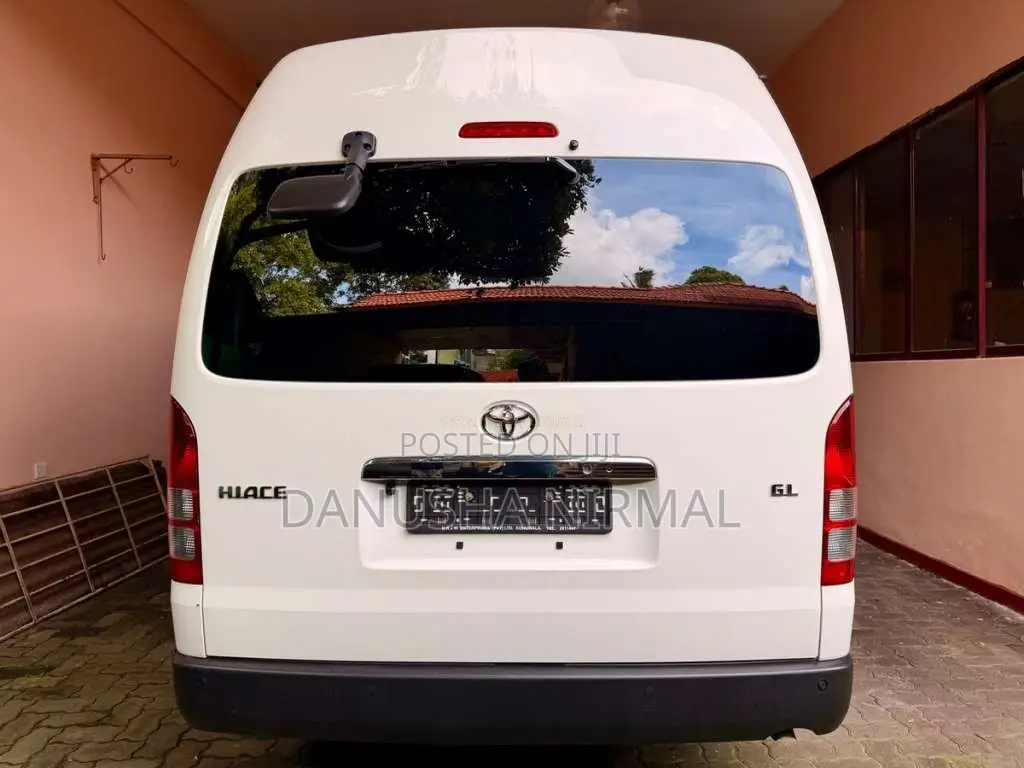 Toyota Hiace Commuter GL GDH223 2025 Van Brand New