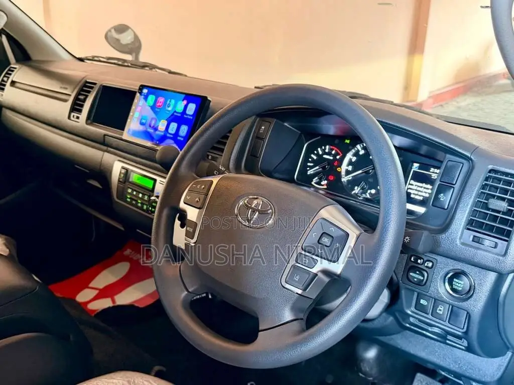 Toyota Hiace Commuter GL GDH223 2025 Van Brand New