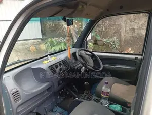 Micro Mpv 2005 Van (Used)