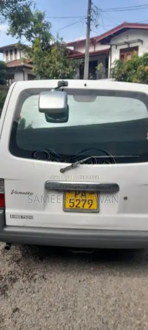 Nissan Vanette 2001 Van (Used)