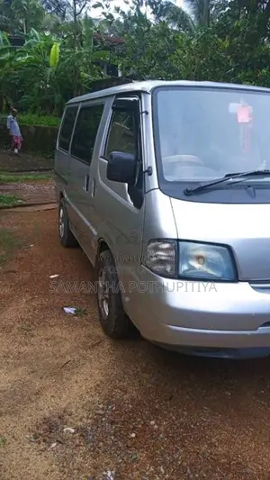 Nissan Vanette 2000 Van (Used)