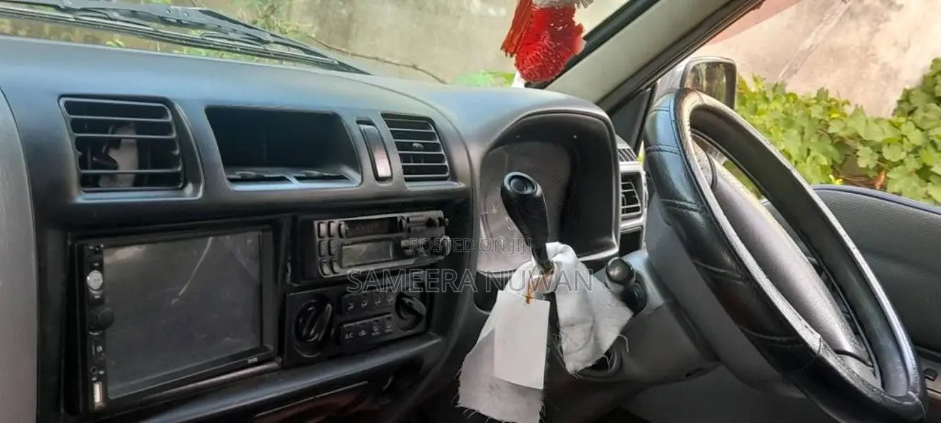Nissan Vanette 2001 Van (Used)
