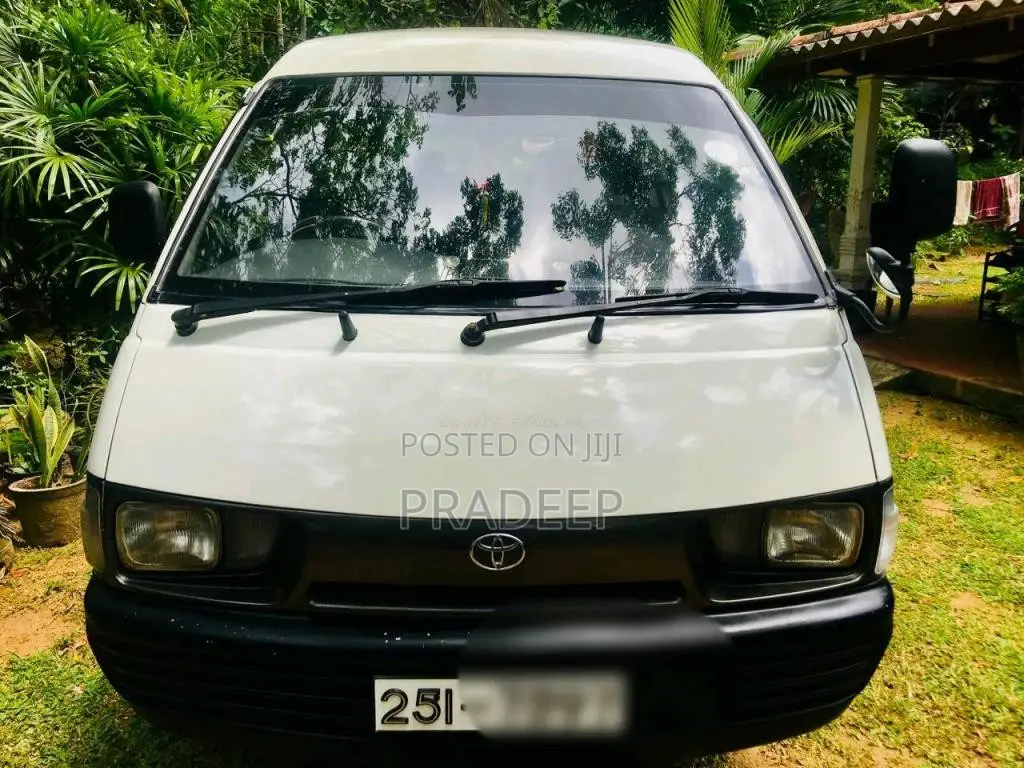 Toyota CR27 1998 Van (Used)