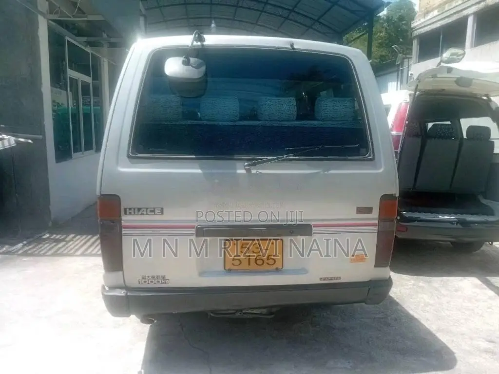 Toyota LH51V HIACE 1988 Van (Used)