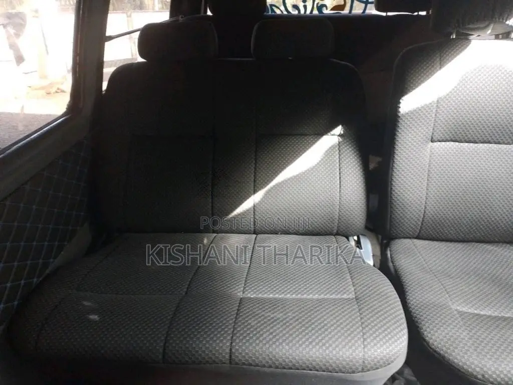 Mitsubishi Mitsubishi 1984 Van (Used)