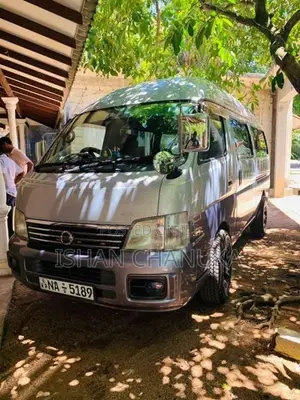 Nissan Caravan E25 2004 Van (Used)