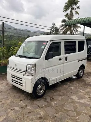 Suzuki Every ADA17V 2016 Van (Used)