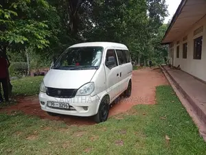 Micro MPV 3 2013 Van (Used)