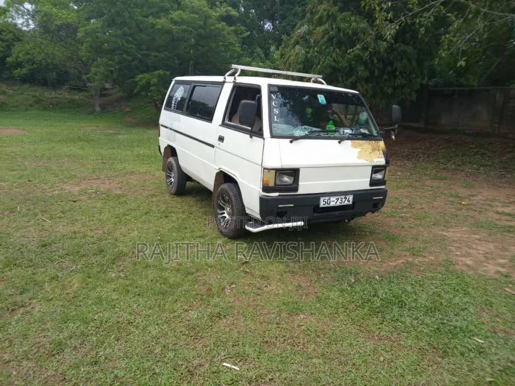 Mitsubishi L300 1986 Van (Used)