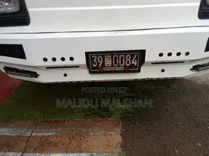 Mitsubishi Delica 1987 Van (Used)