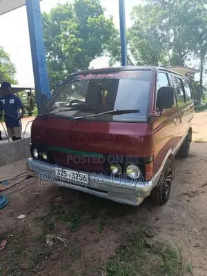 Nissan Vanette 1983 Van (Used)