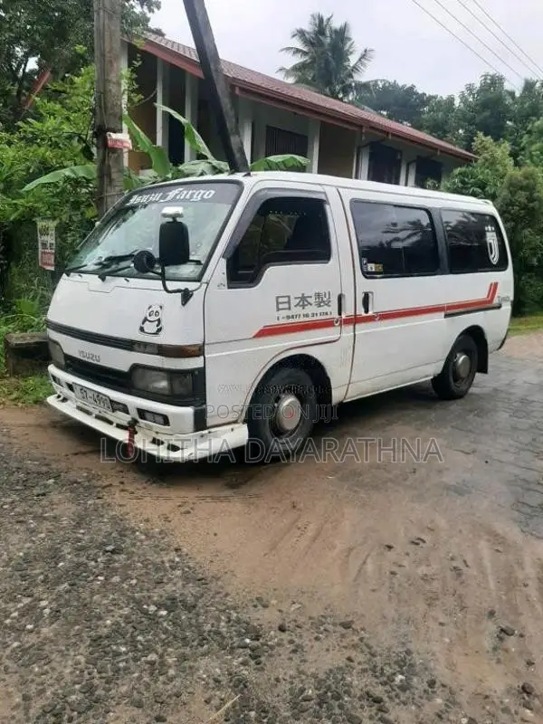 Isuzu Fargo 1987 Van (Used)
