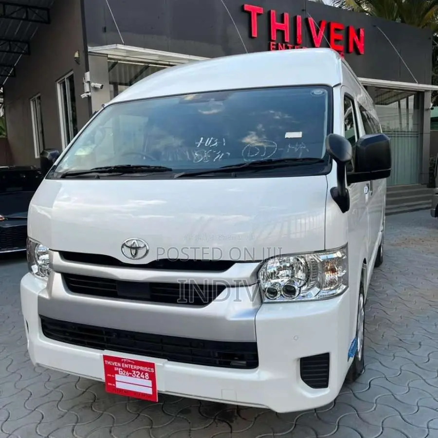 Toyota GDH 2025 Van Unregistered (Recondition)