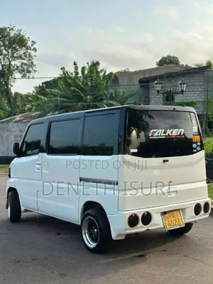 Mitsubishi MiniCab 2001 Van (Used)