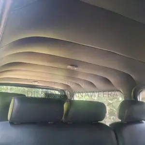 Nissan Caravan 2011 Van (Used)